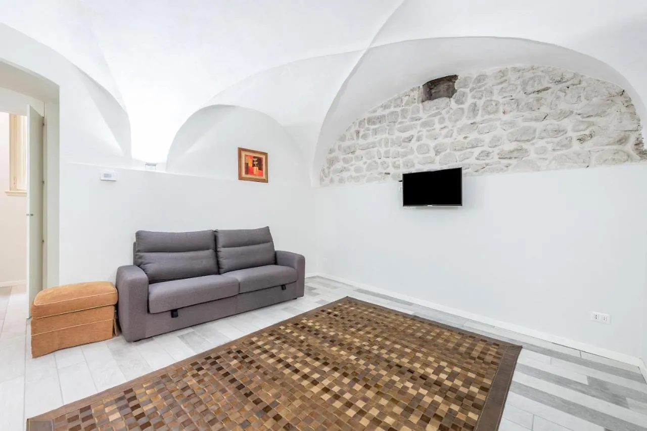 Il Golfo Apartments Duplex トスコラーノ・マデルノ